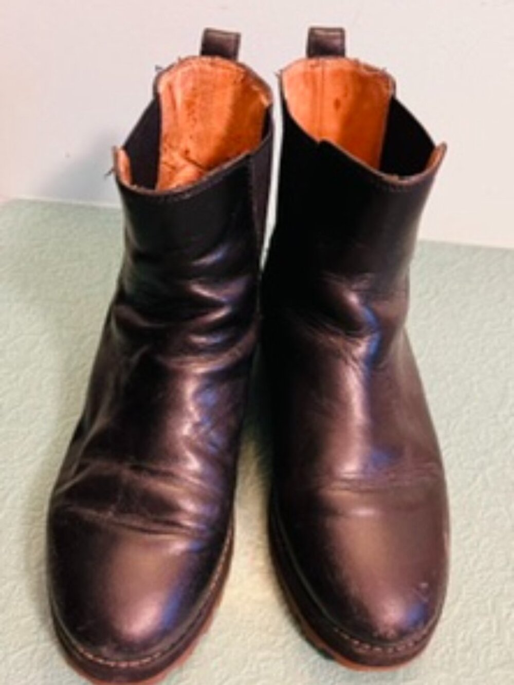 Madewell Leather Chelsea Boots